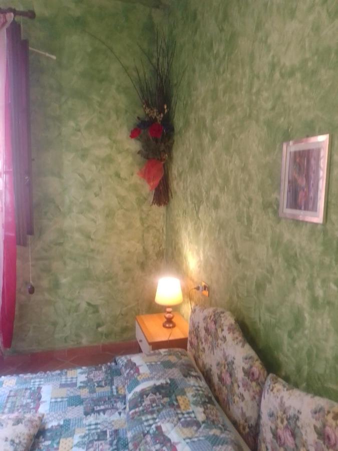 Torreprima1 Apartment San Gimignano Bagian luar foto